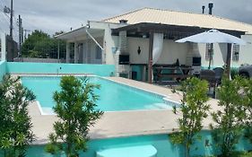 Casa - Praia da Pinheira pousada